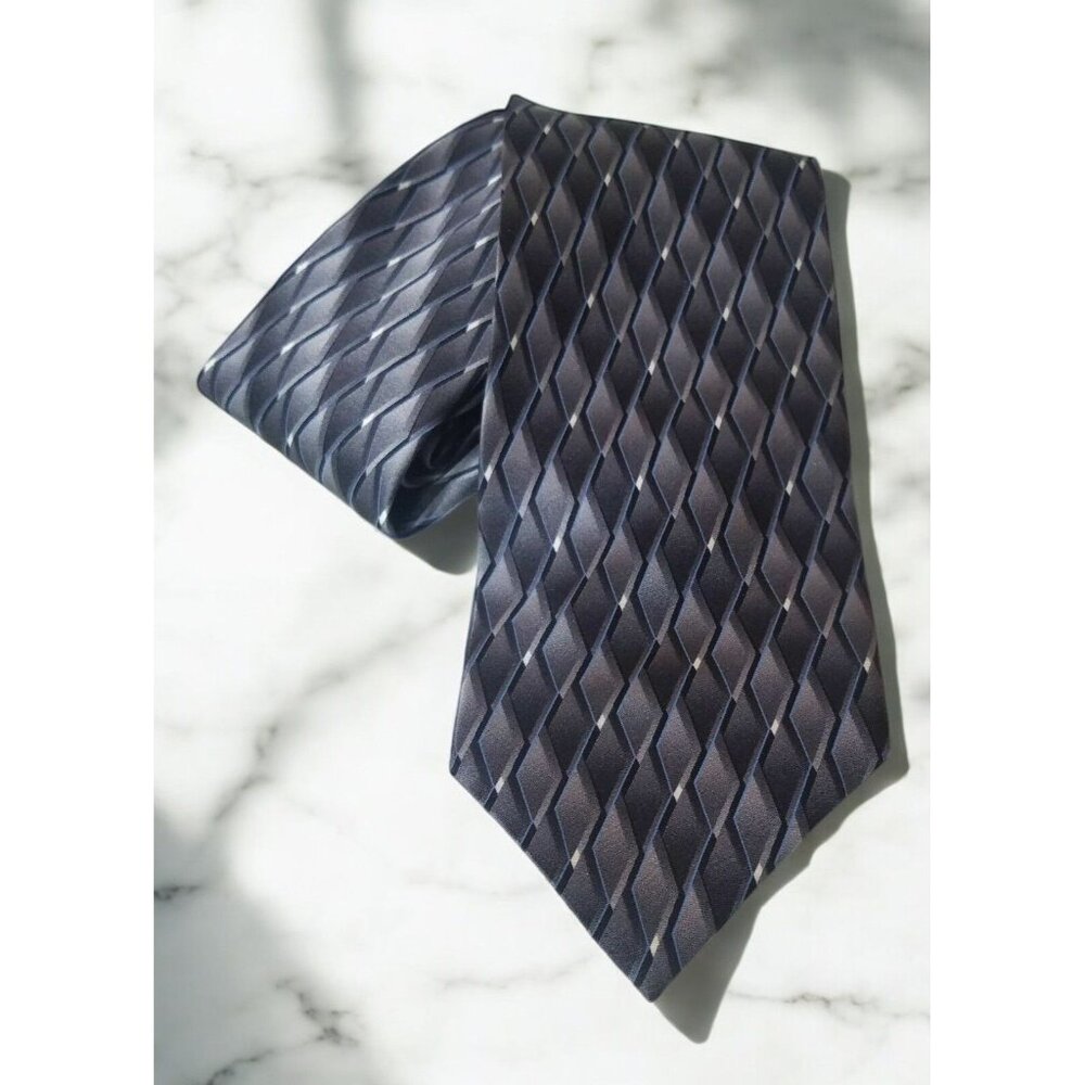 Savile Row Silk Neck Tie Gray Diamond Pattern Geometric 3D 58 Inch